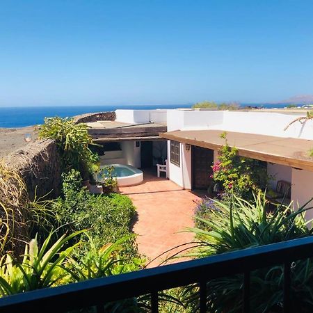 Beautiful 3-Bed Vacation House In Mácher 外观 照片