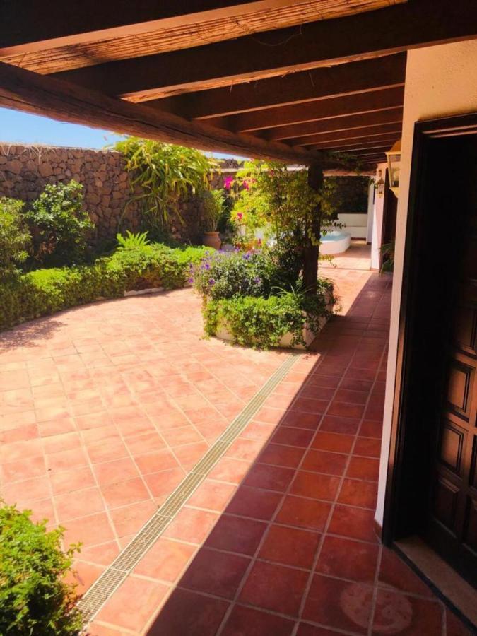 Beautiful 3-Bed Vacation House In Mácher 外观 照片