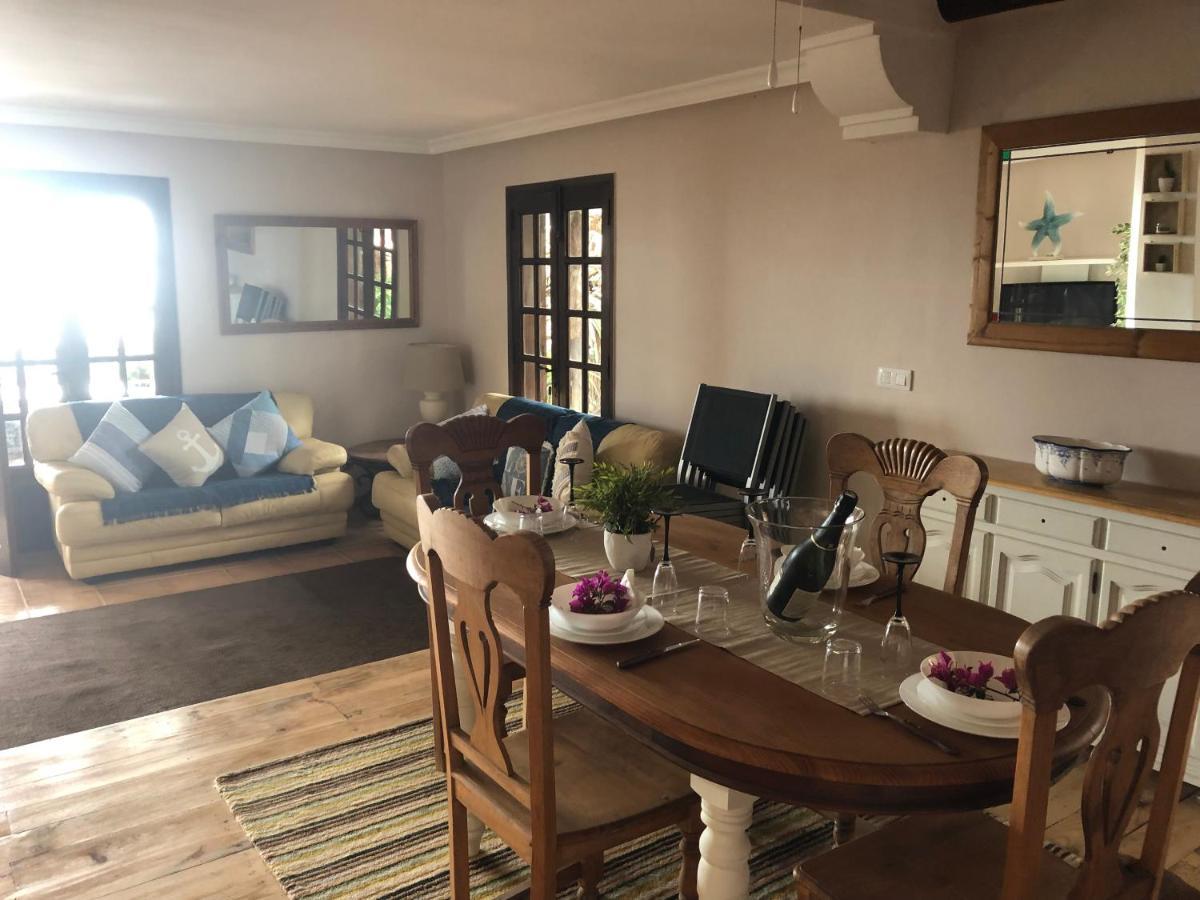Beautiful 3-Bed Vacation House In Mácher 外观 照片