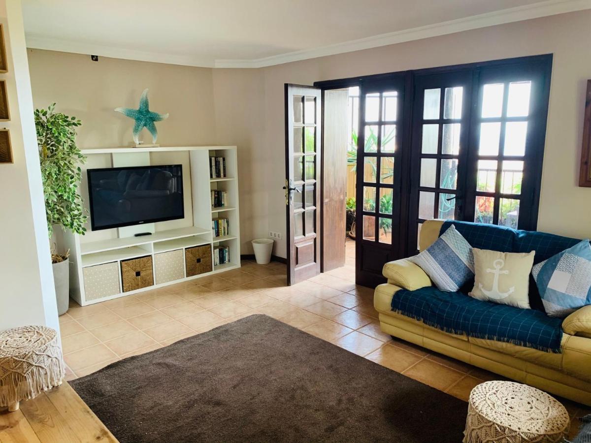 Beautiful 3-Bed Vacation House In Mácher 外观 照片