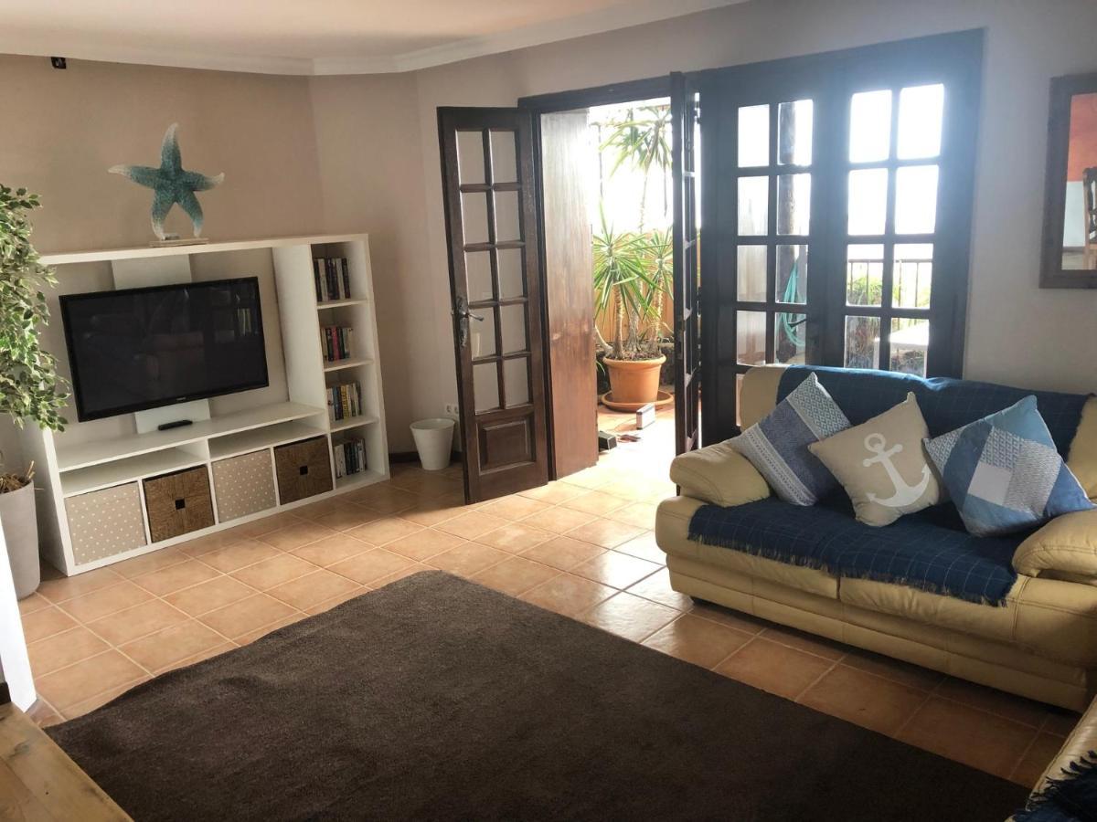 Beautiful 3-Bed Vacation House In Mácher 外观 照片
