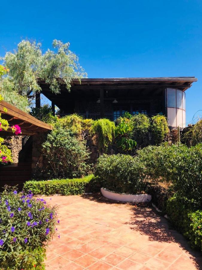 Beautiful 3-Bed Vacation House In Mácher 外观 照片