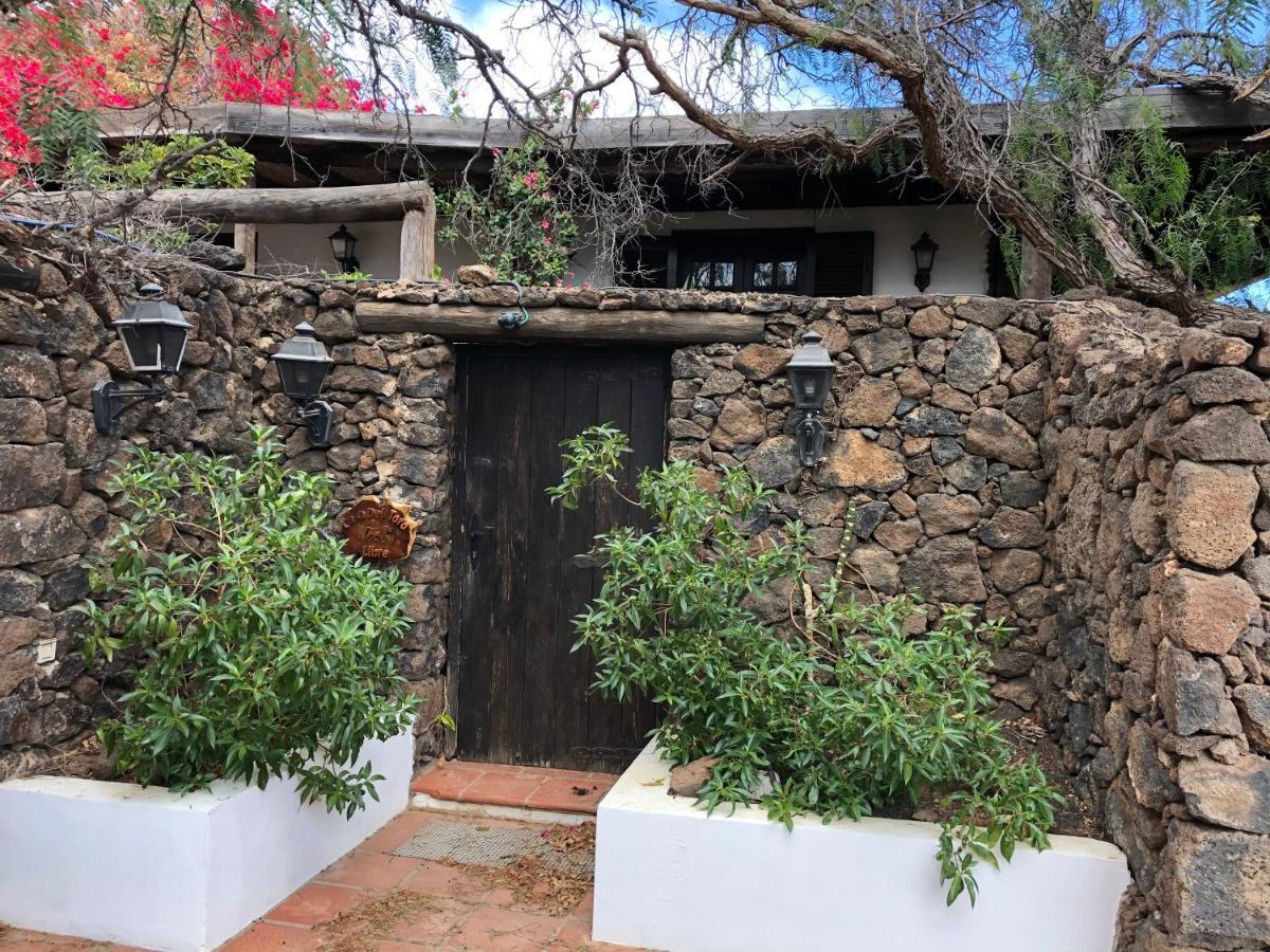 Beautiful 3-Bed Vacation House In Mácher 外观 照片